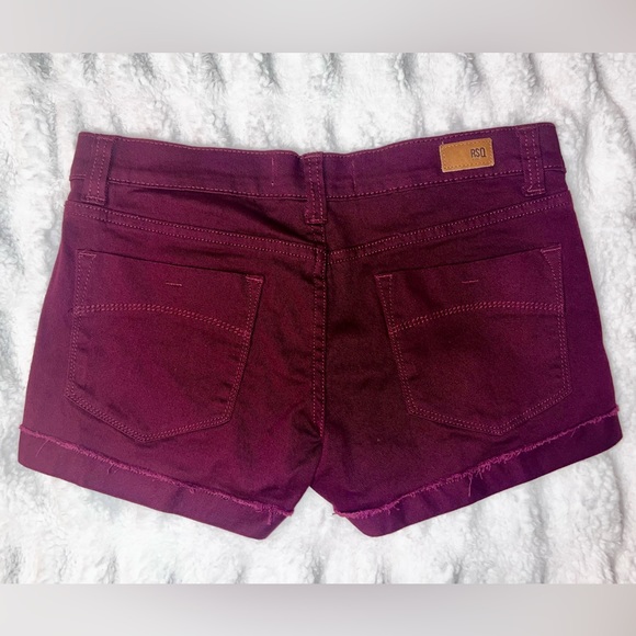 Women’s Dark Red Jean Shorts Malibu Cut-Off Size 9 Brand - RSQ - Picture 2 of 4